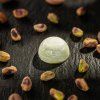 pistaciovy nugat pralinka zariva barva barevna cokolada cokoladovna janek